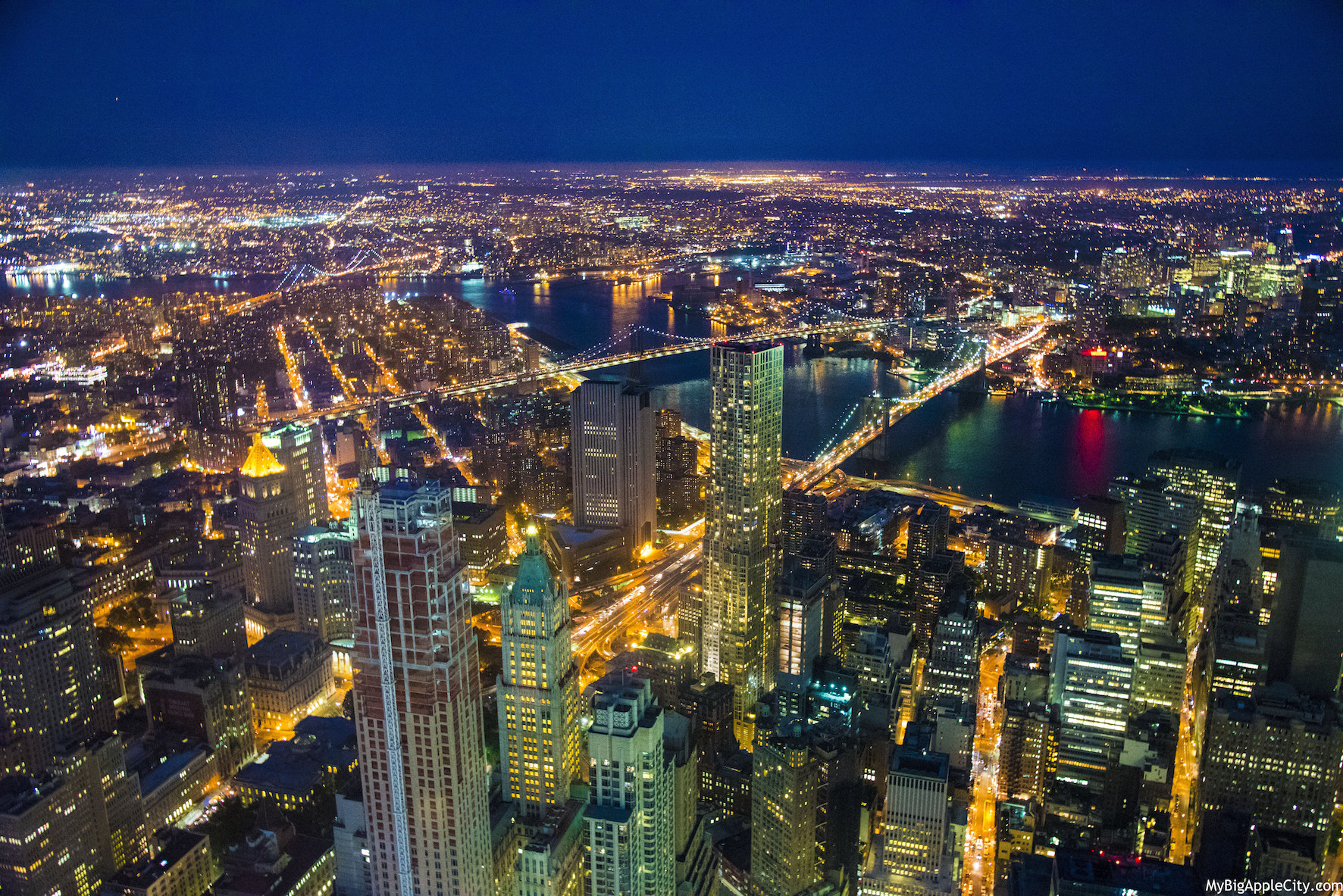 Night-View-One-WTC-Travel-photo-New-York-MyBigAppleCity