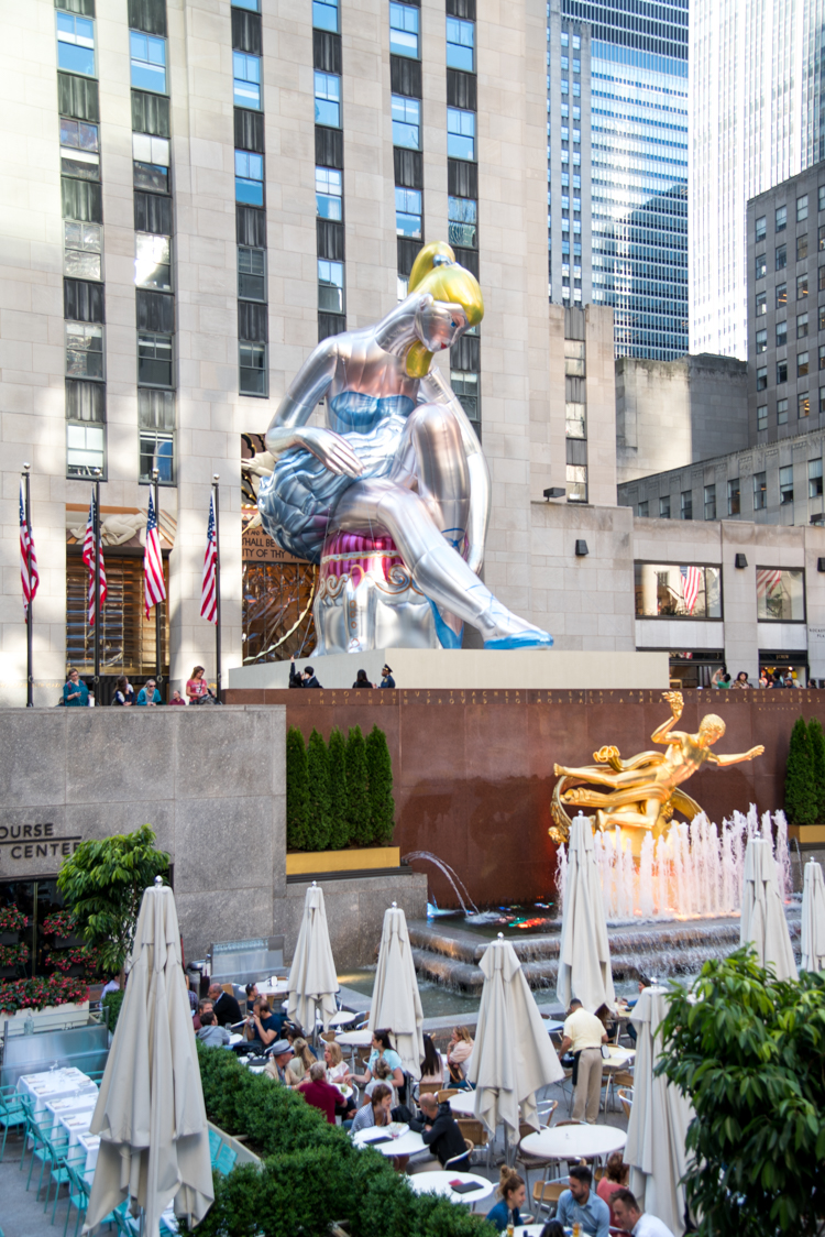 Ballerine de Jeff Koons à New York