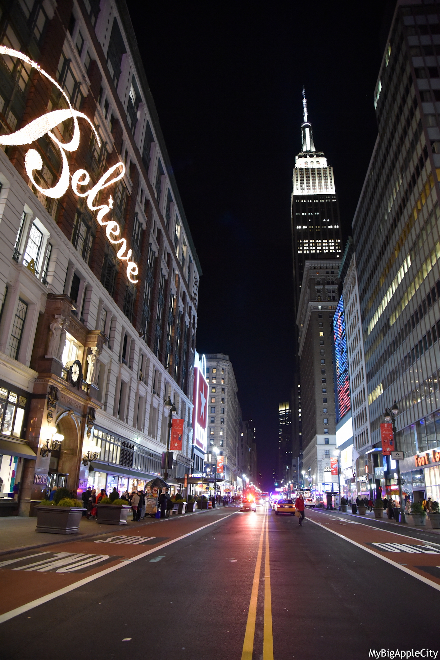 Christmas-Holiday-New-York-34th-street-MyBigAppleCity