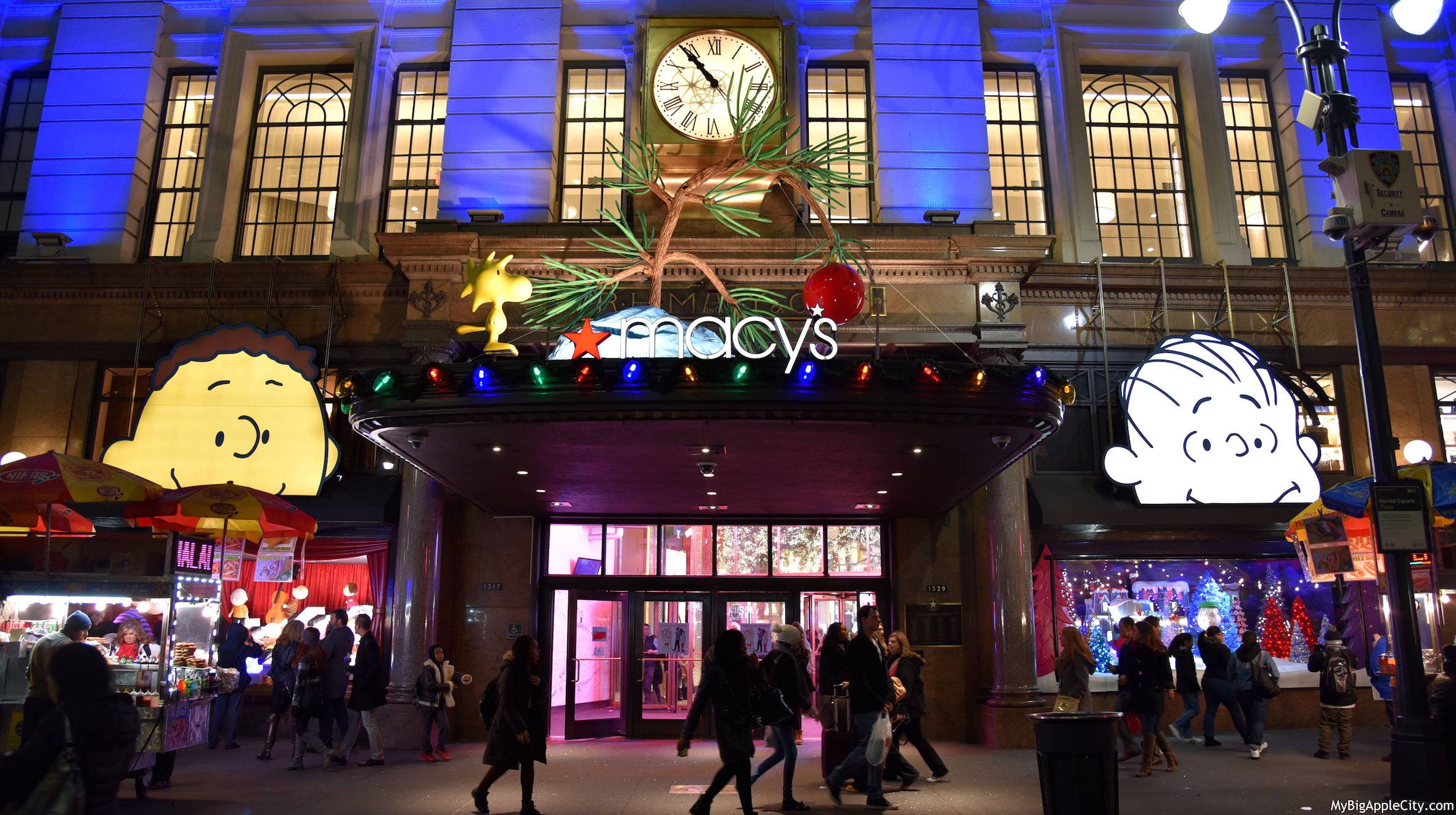 Macys-holiday-window-christmas-new-york-mybigapplecity