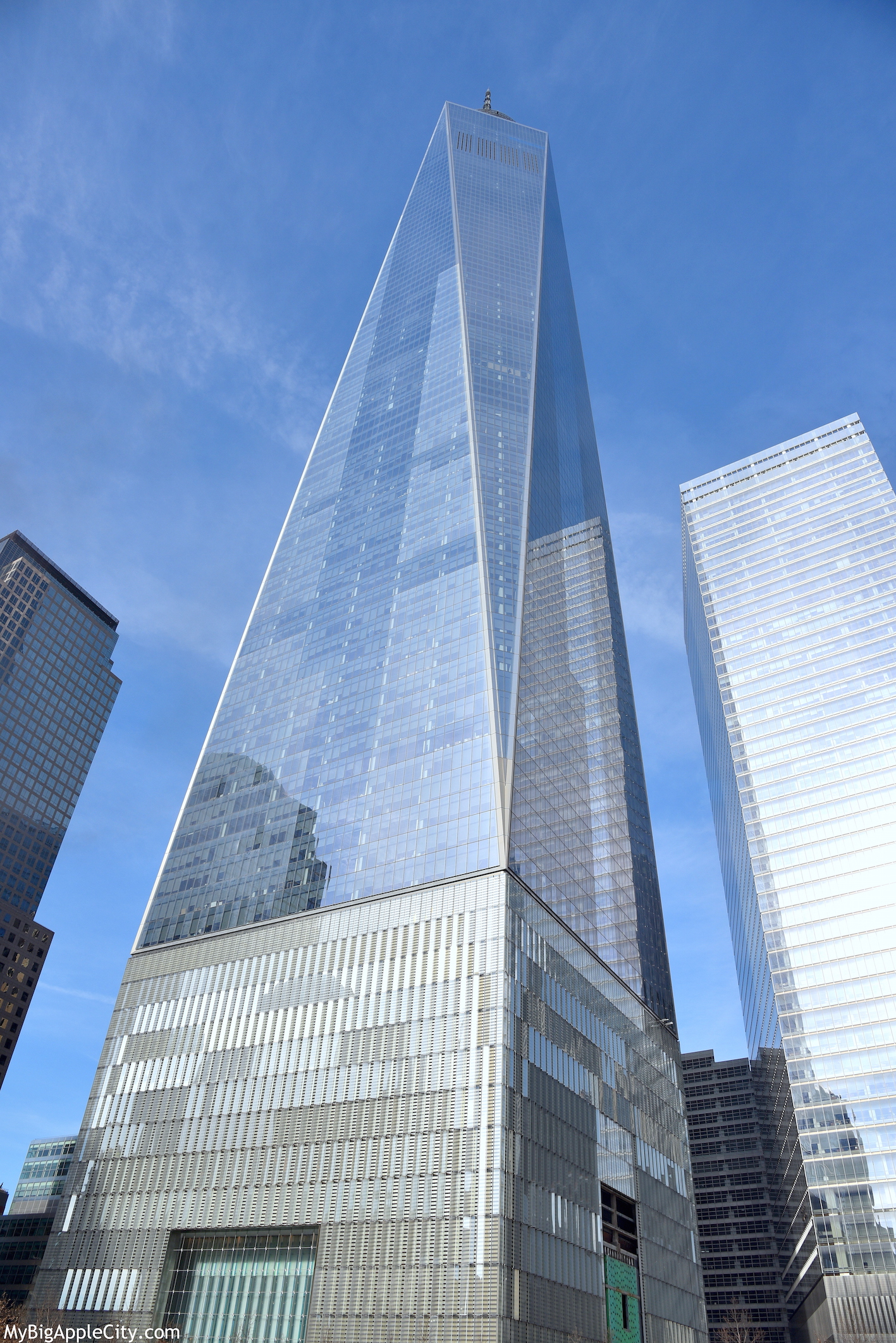 Freedom-Tower-WTC-2016-NYC-photography-mybigapplecity