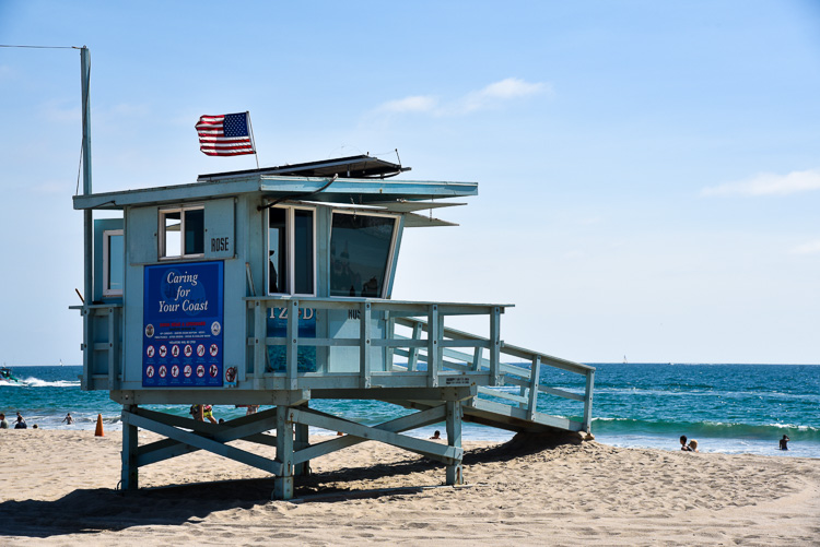 Venice Beach travel blogger in Los Angeles