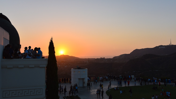 Coucher du soleil au Griffth Observatory Los angeles Mybigapplecity