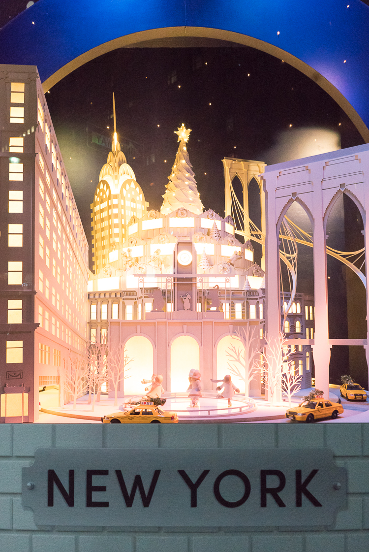 Lord and Taylor Holiday Windows New York Travel blog